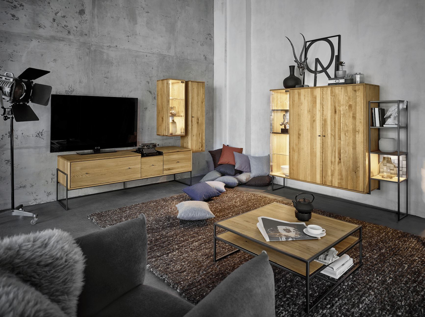 Wohnzimmer im Industrial-Look mit Möbeln von Vencer.