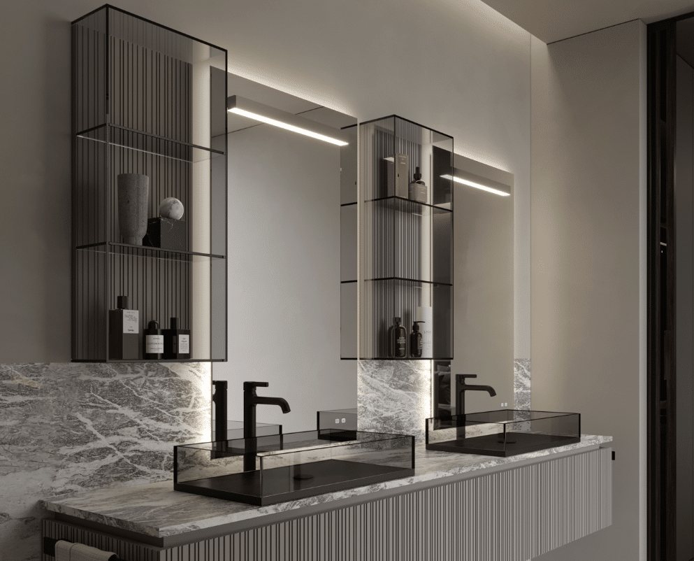 IDEA GROUP zeigt ein Badezimmer mit Doppelwaschtisch, Waschbecken und Hängeschränke aus schwarzem Glas und schwarzen Armaturen.