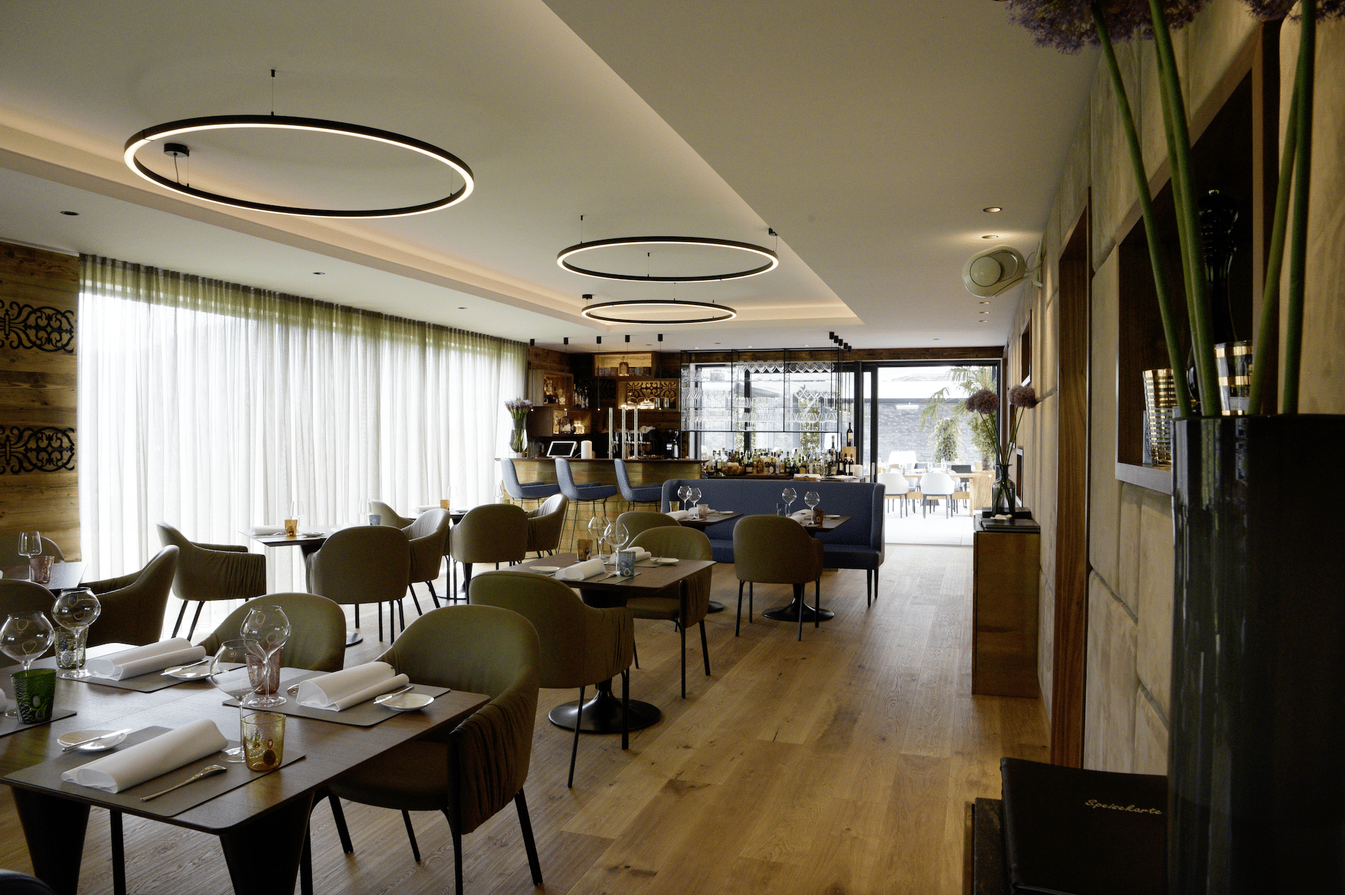 Restaurant Haus am Hang in St. Gilgen mit einem Beleuchtungskonzept von Molto Luce.