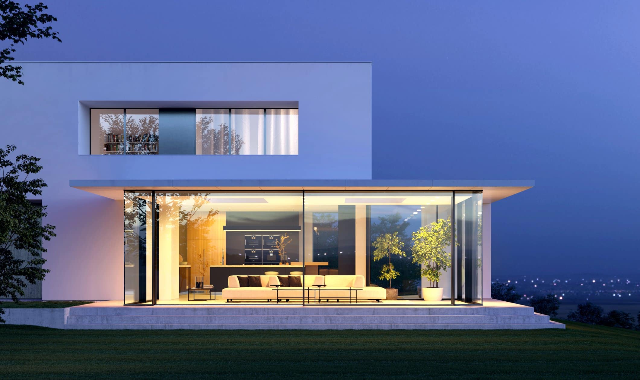 Solarlux zeigt ein modernes, weißes Haus bei Nacht, sodass man die Beleuchtung der Glasfaltwand gut erkennen kann.