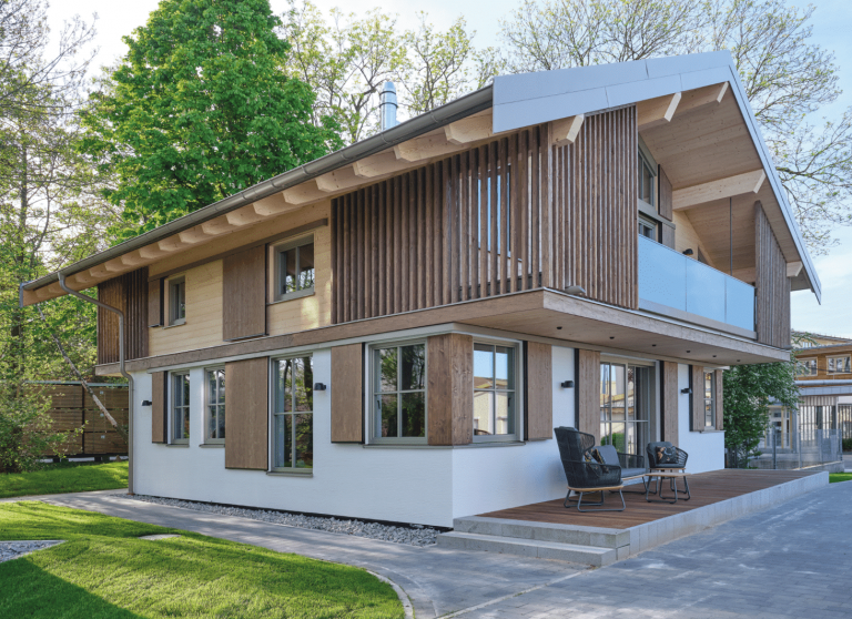 Sonnleitner Holzbauwerke präsentieren uns ein modernes, ausgewöhnliches Chalet im Alpin Stil.